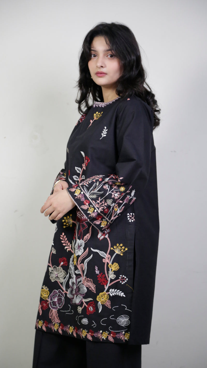 Midnight Muse – Elegant Black Modest Dress – Frosiq